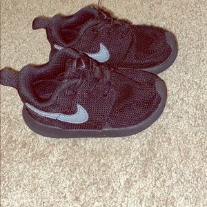 Infant Nike shoe